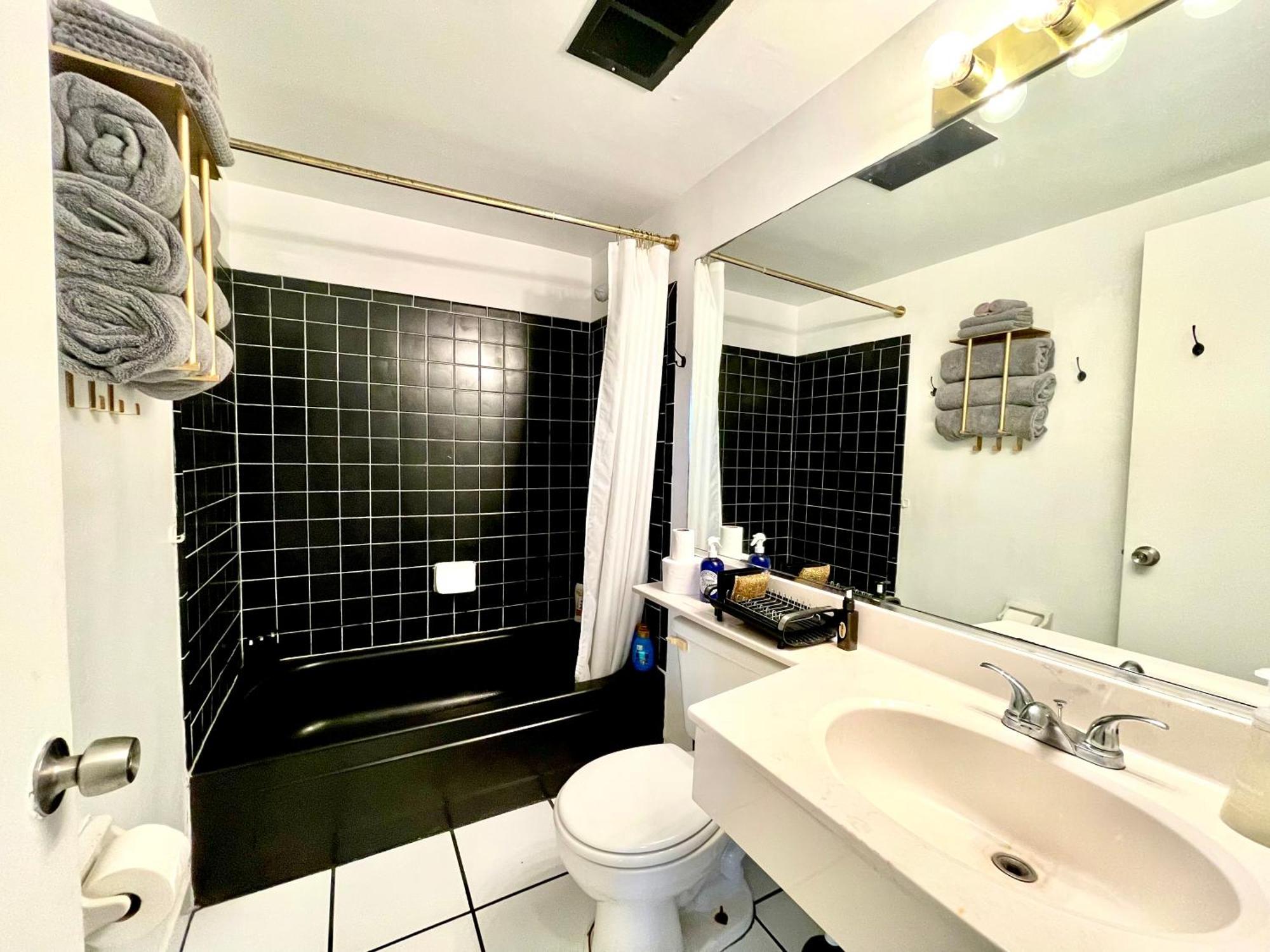 Sunset Studio Daytona Beachfront Екстер'єр фото